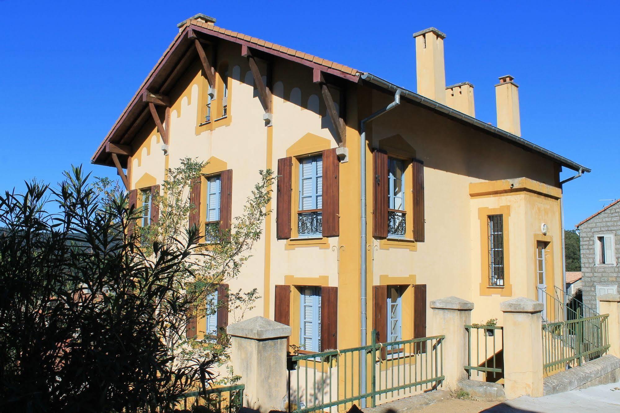 Gite Du Chalet Pietri Olivese Exteriör bild