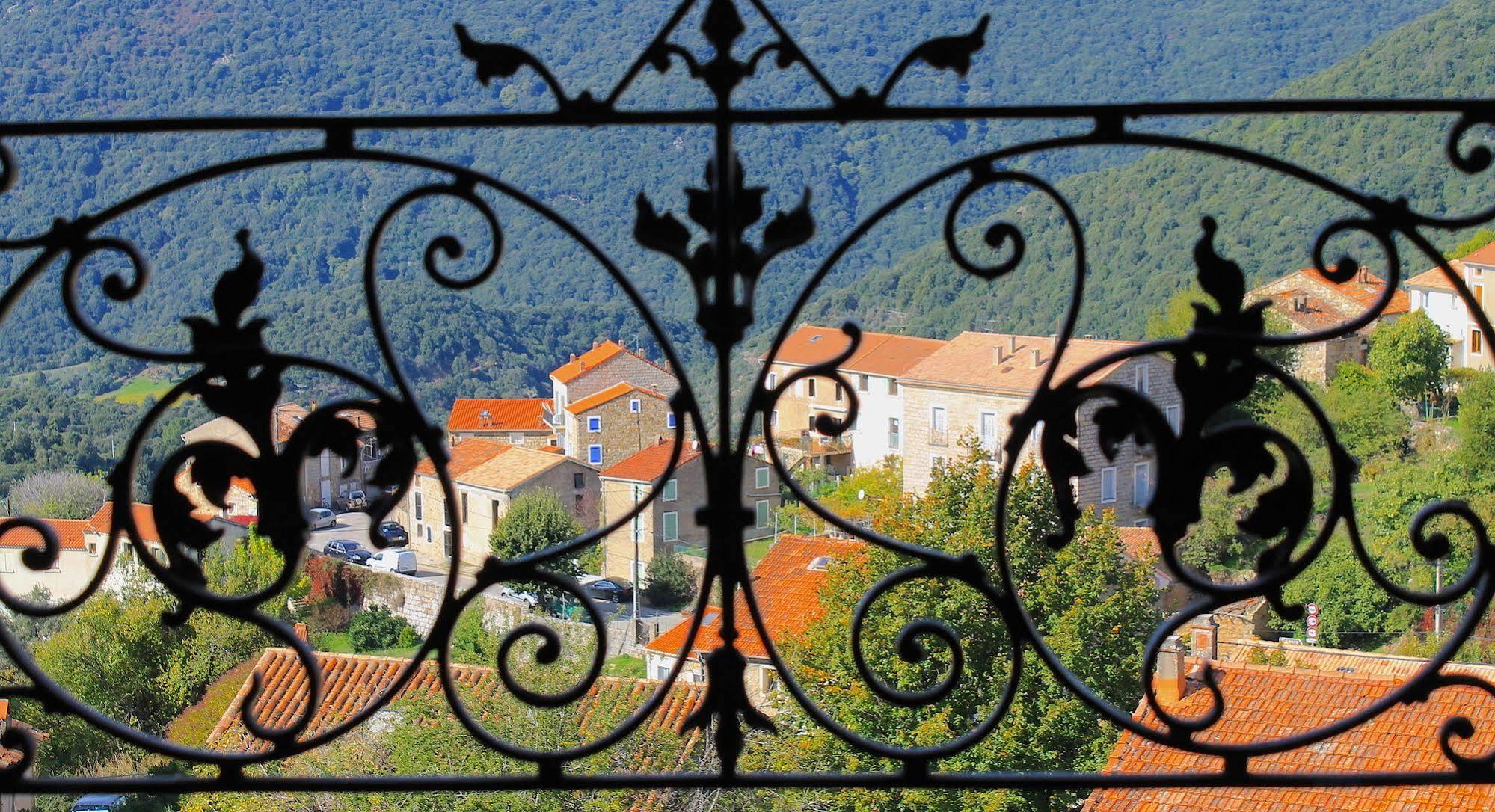Gite Du Chalet Pietri Olivese Exteriör bild